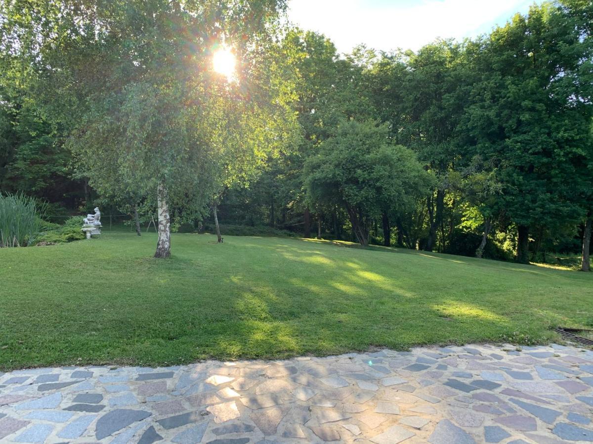 La Grignotiere Lodge & Spa Crecy-la-Chapelle ภายนอก รูปภาพ