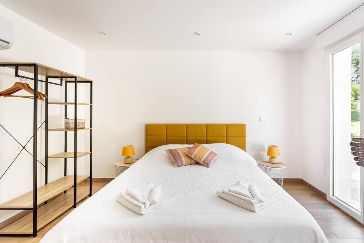La Grignotiere Lodge & Spa Crecy-la-Chapelle ภายนอก รูปภาพ